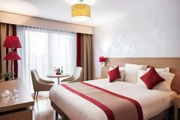 Апарт-отель Residhome Paris Evry