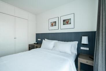 호텔 Marina House Muaythai Taiad Phuket