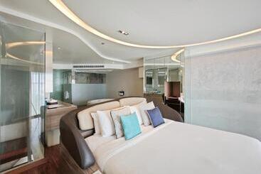 Hotel Baraquda Heeton Pattaya By Compass Hospitality