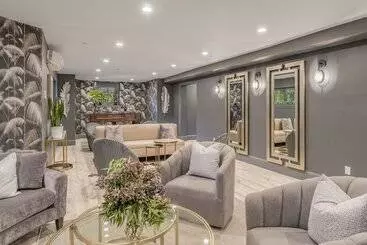 ベッドアンドブレックファースト The George Luxury Boutique Inn