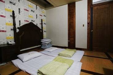 Motel Chungju Romance