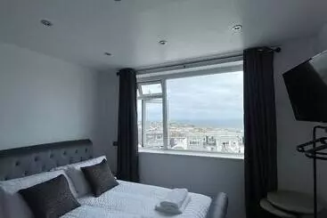 Aamiaismajoitus (B&B) Shore Lodge