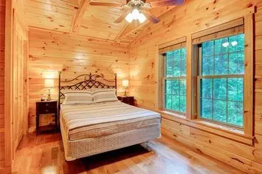 コテージ Gillford Cabin