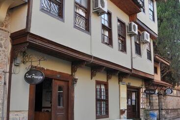 هتل Kont Pansiyon