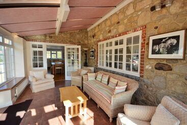 קוטג'' Rookley Farm Lodge