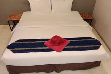 Laem Din Hotel Chaweng