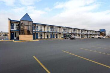 酒店 Days Inn By Wyndham Perrysburg Toledo