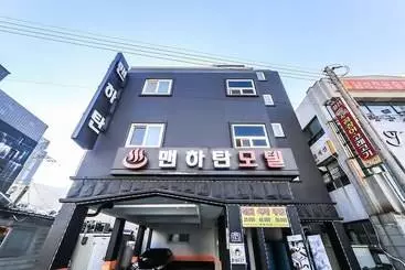 هتل Geojedo Gohyeon Manhattan