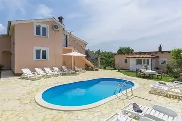 コテージ Beautiful Villa For Up To 6 Persons With Private Pool And Garden
