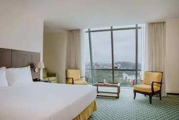 Hotel Courtyard By Marriott Guayaquil