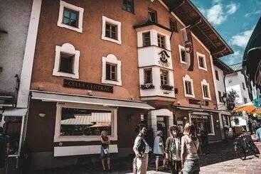 Apartmenthaus Hotel Cella Central
