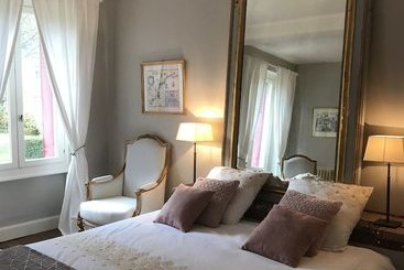 민박 Residence Le Petit Paradis