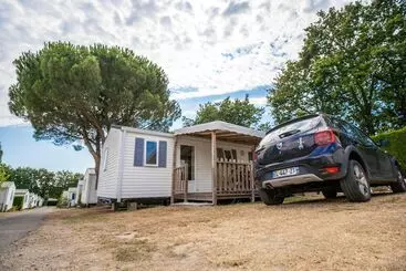 Hotelli Camping Les Brillas