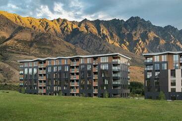 Otel La Quinta By Wyndham Queenstown