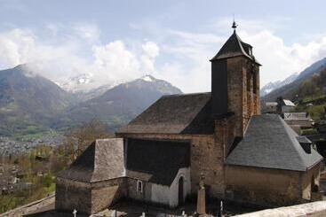 پانسیون Chalet Mina