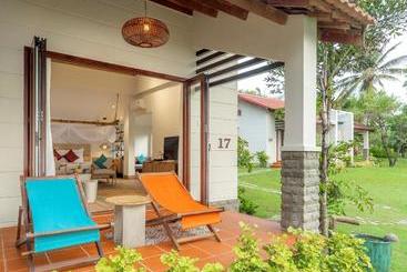 Pax Ana Doc Let Resort & Spa