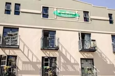 Boardrider Backpackers And Budget Motel