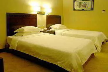 Szálloda July Plaza