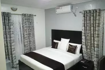 ペンション Room In Lodge   Blooms Spot Hotel Self Service Apartment