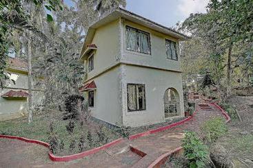 Hotel Vaccinated Staff Capital O Kov082 Country Club Hospitality