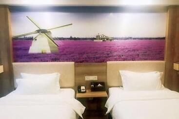 Lavande Hotel Huai An Zhou Enlai Former Residence Branch