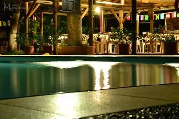 ユースホステル Hostería Miraflores