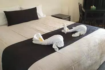 Kandos Fairways Motel