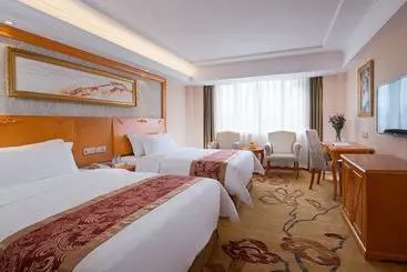 Vienna Hotel Zhongshan Central Coach Station