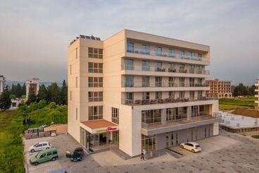 Franca Hotel Ulcinj