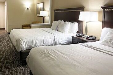 فندق Comfort Suites Kings Bay Naval Base Area