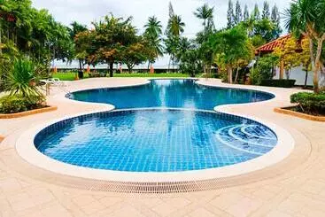 Sailom Resort Bangsaphan