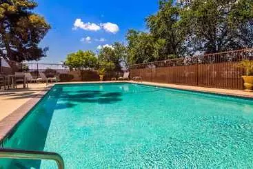 هتل Best Western Visalia