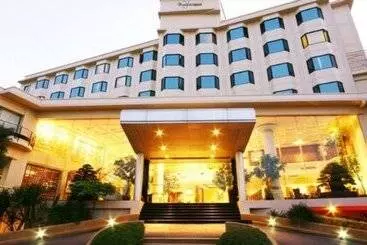 Hotel The Grand Riverside