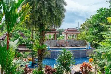Hotel Thai Modern Resort & Spa Newly Renovated