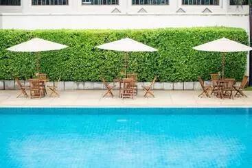 Maneechan Resort Sha Extra Plus