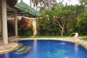 בית מלון כפרי Bali Emerald Villas