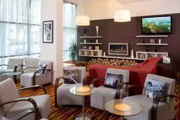 ホテル Courtyard By Marriott Paris Saint Denis