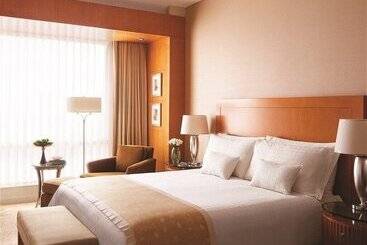 Four Seasons Hotel Mumbai