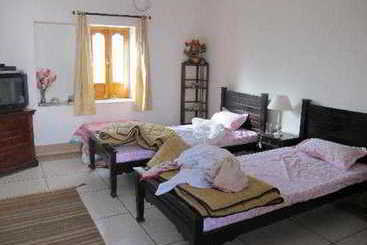 Hotell Indrashan Homestay