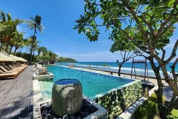 Qunci Villas Resort