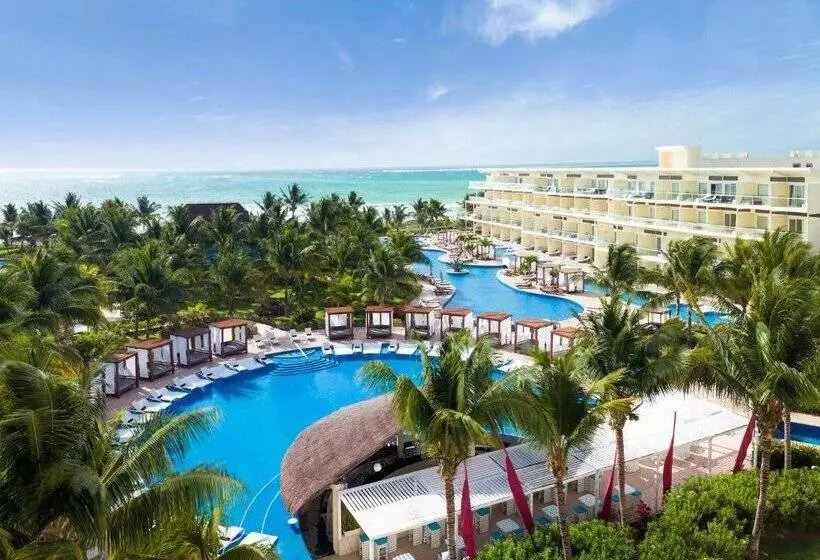 リゾートホテル Iberostar Selection Riviera Cancún
