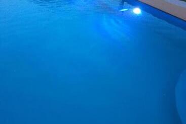 بنسيون Bor Vendégház