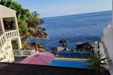 پانسیون Cactus Guest House