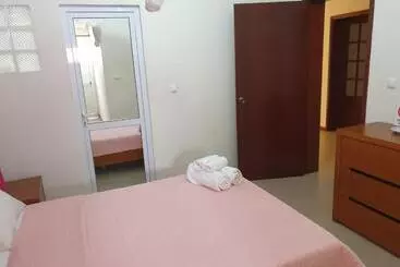 پانسیون Cactus Guest House