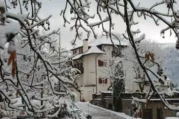 ホテル Dolomiten