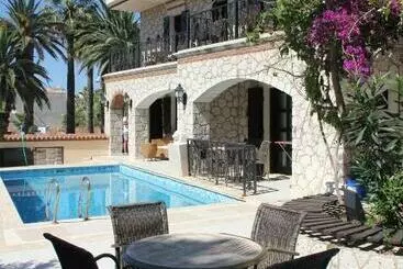 Aparthotel Yalcinkaya Tas Apart