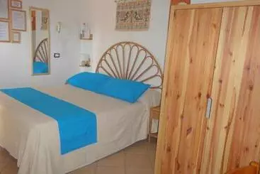 Apartmanszálloda Domus De Janas Sul Mare