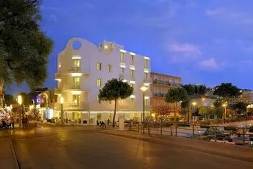 בית מלון כפרי Al Cavallino Bianco