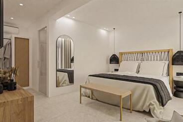 هتل Lianos Village