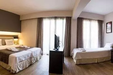 فندق Philippos Xenia